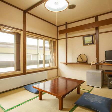 Hotel Mutsumi Siga Kogen Kültér fotó